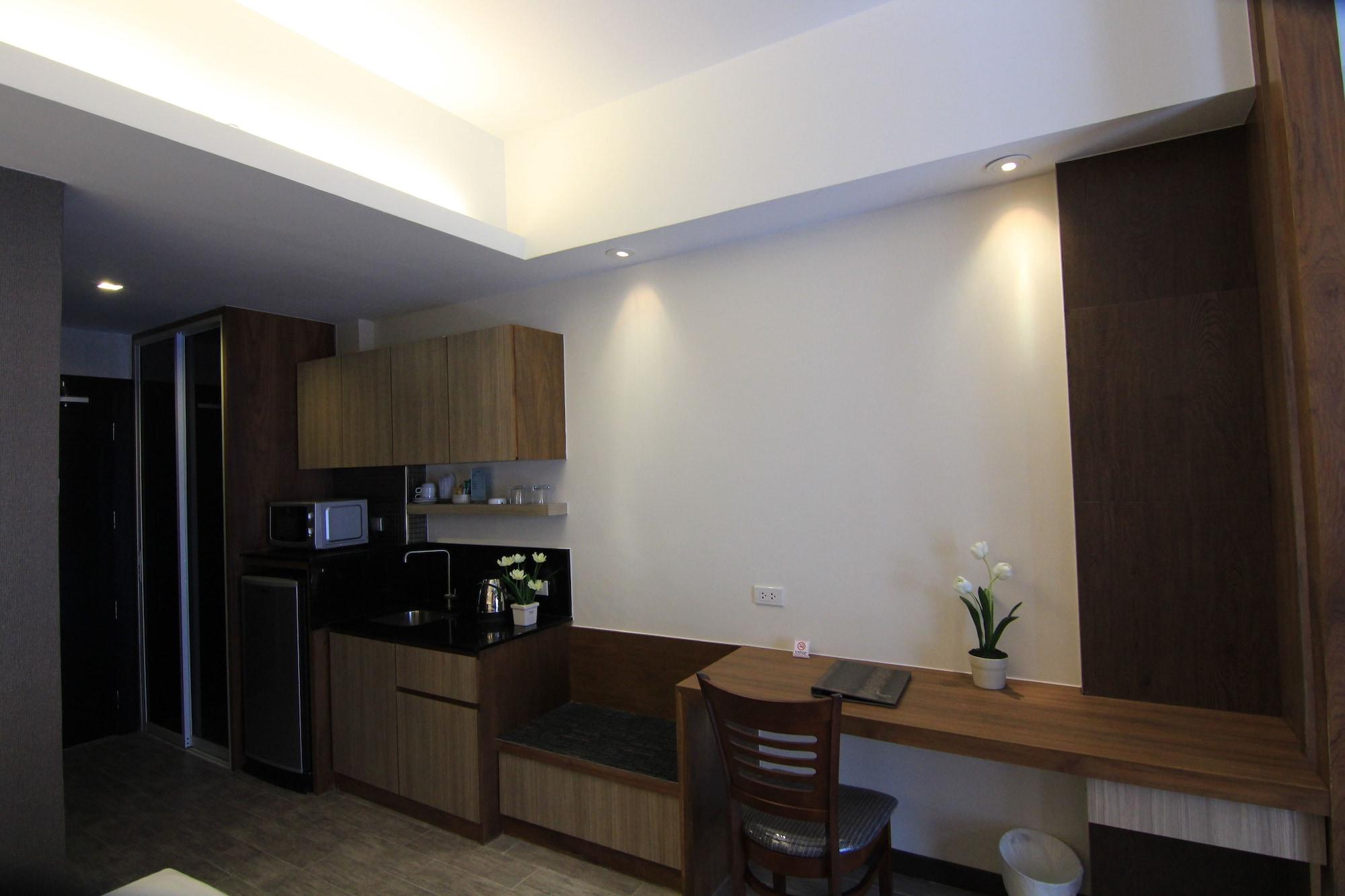 Inn Residence Serviced Suites - Sha Extra Plus Bãi biển Jomtien Ngoại thất bức ảnh